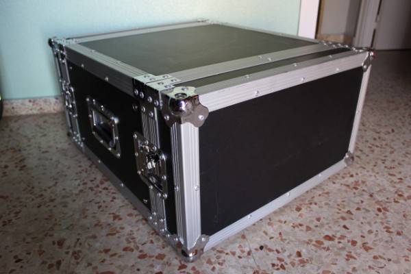 Flight Case JVCase 6 unidades rack 19