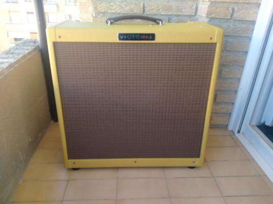 Victoria Toronzo "The Cannon" Tweed Bassman Signature Amp