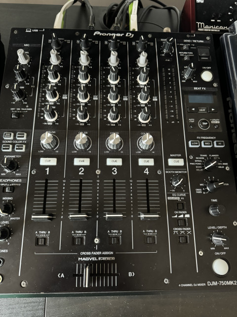 Djm 750mk2