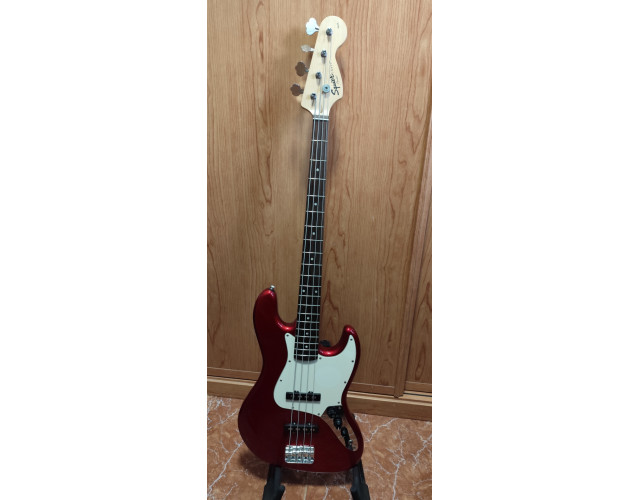 Squier Jazz Bass serie Affinity RESERVADO