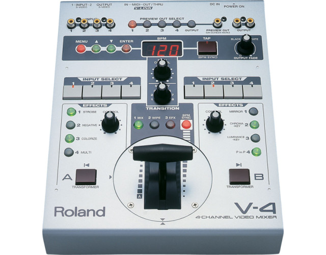 mesa de video EDIROL V4 4 canales