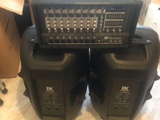 Cajas EK Audio M15PS15 y mesa Leem Pro Audio SMP-820 USB