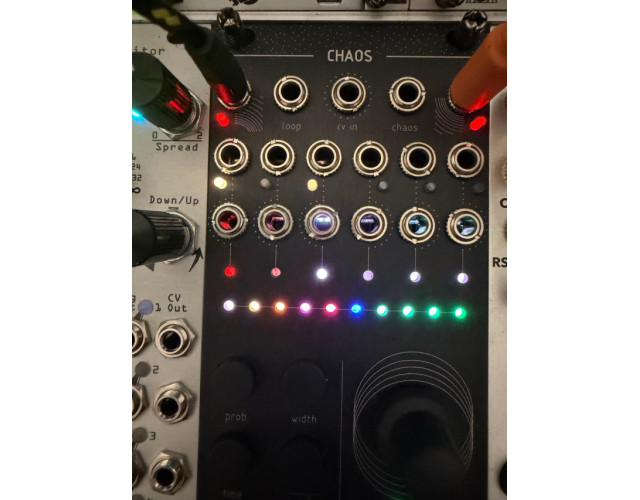 Módulo Eurorack Clank Chaos