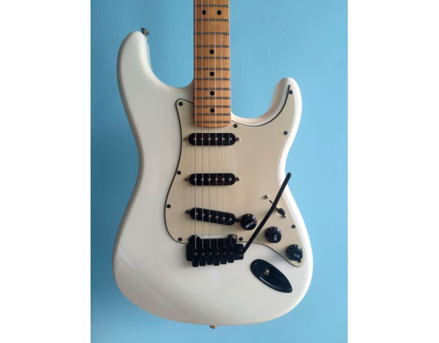 Fender Player Stratocaster PW