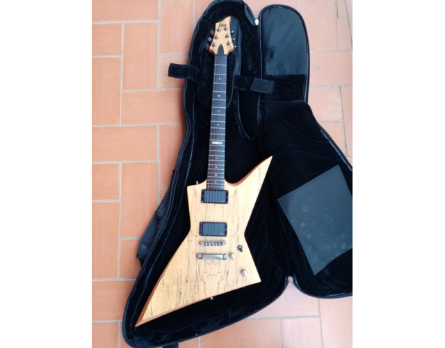 LTD FX-400 Splated Maple con EMG 80/61 (Korea 2008)