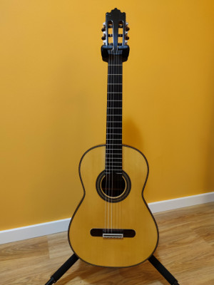 Guitara clásica Paulino Bernabé modelo 640