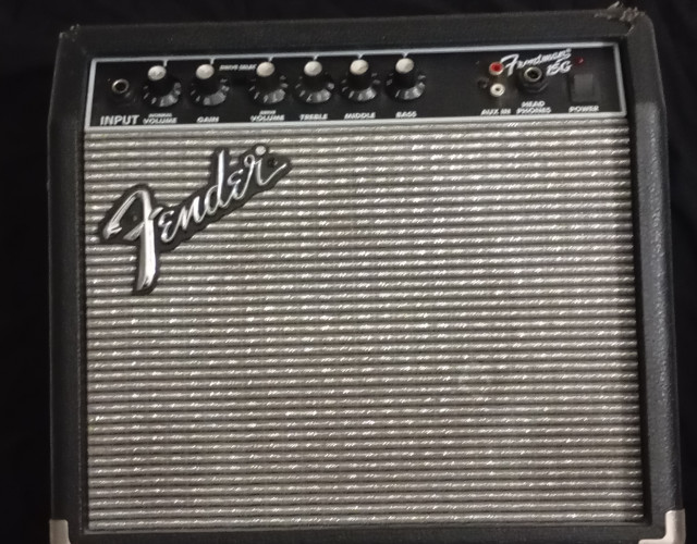 FENDER FRONTMAN 15G