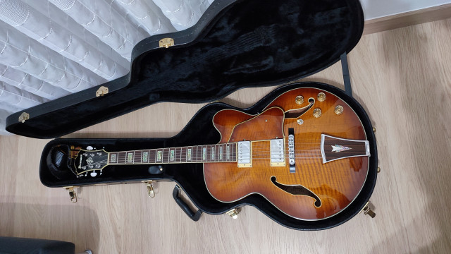 Guitarra Ibanez Artcore AF86 VLS-12-01
