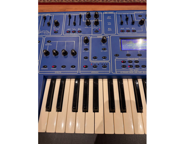 Oberheim OB12