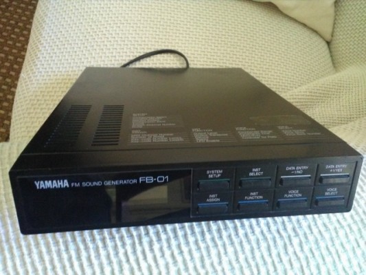 Yamaha FB01 - FM SYNTH