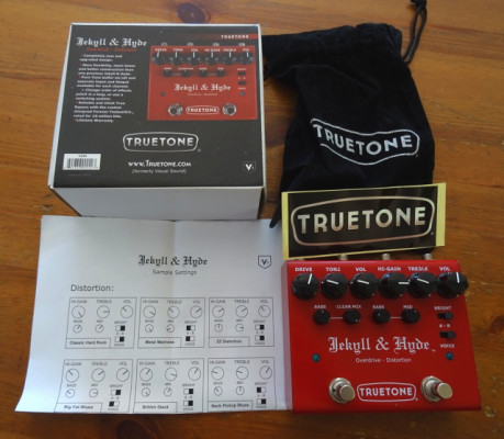 Od808,ES8,wampler reverb,keeley comp,Suhr koko,RC boost,Truetone J&H,radial