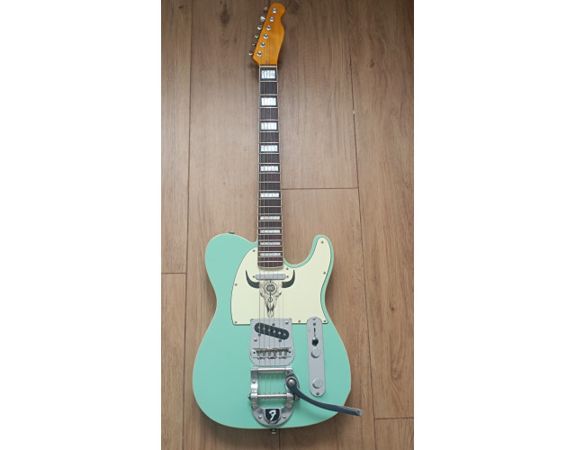 Telecaster Partcaster green surf foam binding mástil block inlays Bigsby