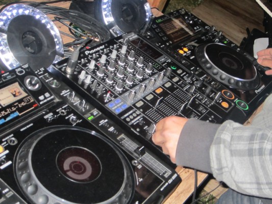 Alquiler cabinas DJ