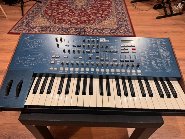Korg Ms2000