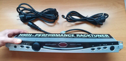 Behringer BTR-2000 Racktuner