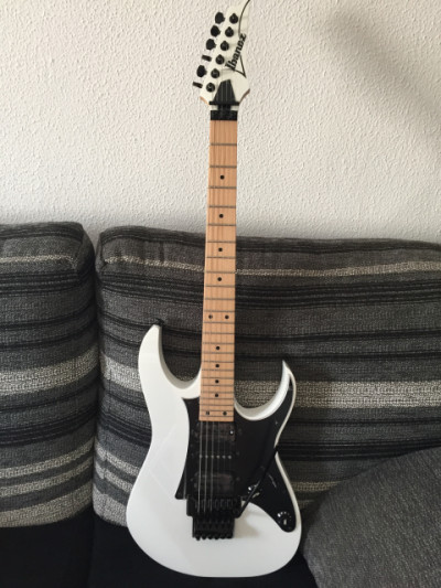 Ibanez RG550-WH (White) Genesis collection - A estrenar