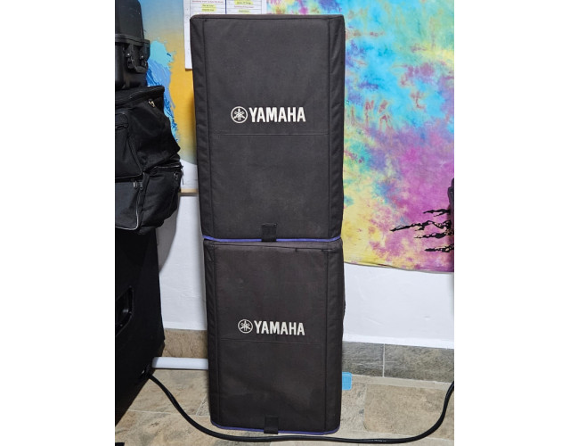 Altavoz Yamaha DXR15
