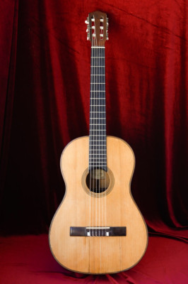 Guitarra Histórica del Luthier PEDRO PEREZ- Princip. siglo XX