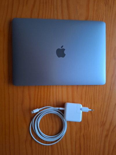MacBook Air M1 (Modelo 2020)