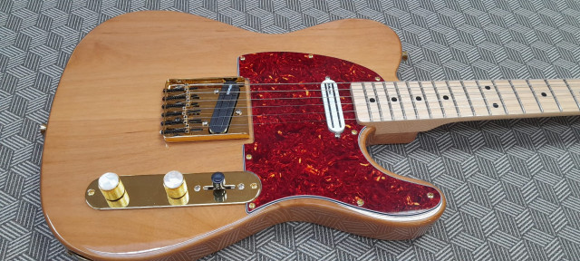 GUITARRA DE LUTHIER