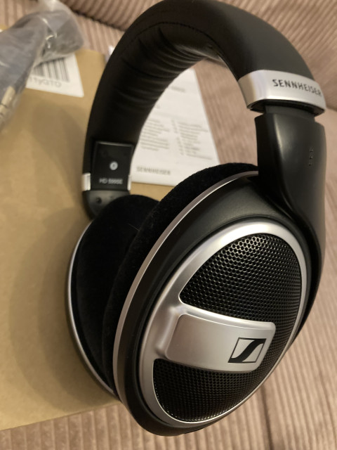 Auriculares sennheiser hd 599se