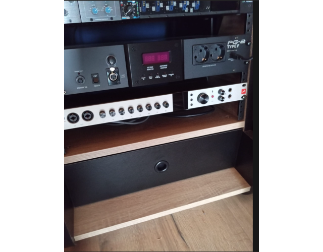 Antelope Discrete 8 Synergy Core