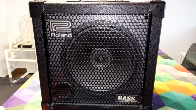 Roland cube Bass 30