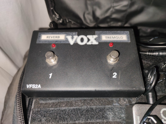 Pedales Vox y Fender ABY