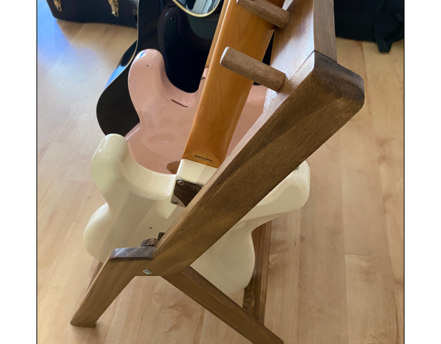 Soporte para instrumentos en madera