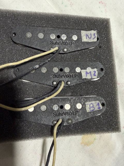 Set singles Suhr V60 LP SSS