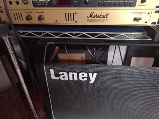 Pantalla Laney 2x12