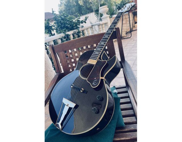 Epiphone Howard Roberts