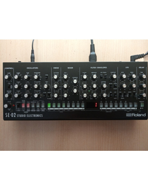 Roland SE-02