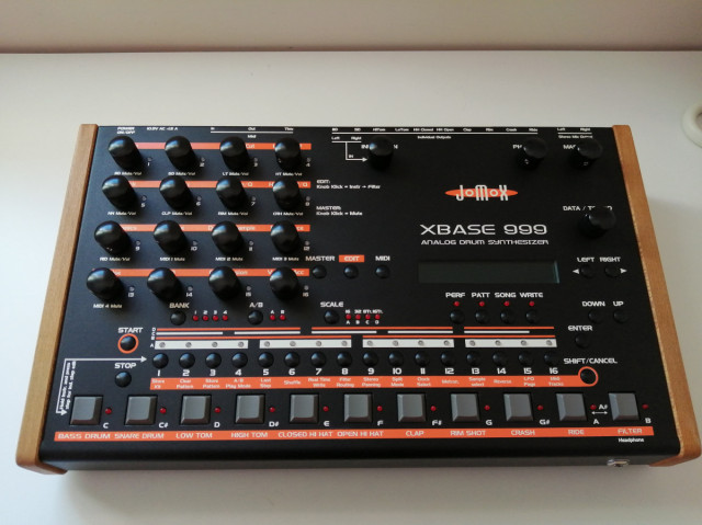 Jomox XBASE 999 Producer Edition