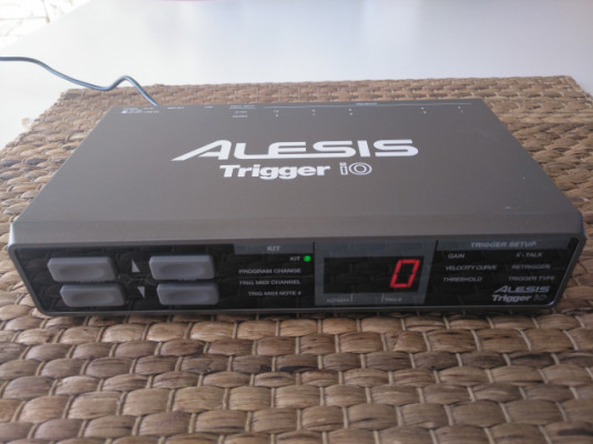 Trigger Alesis para batería electrónica