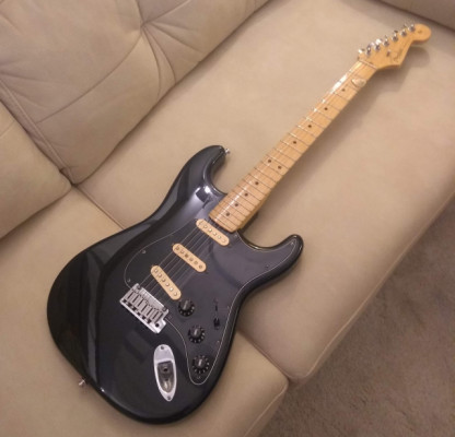 Fender American Stratocaster Standard 2008. Con DiMarzios y case original