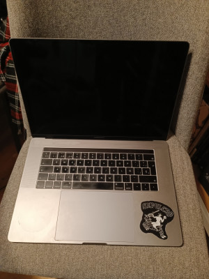 MacBook Pro 2018 15"