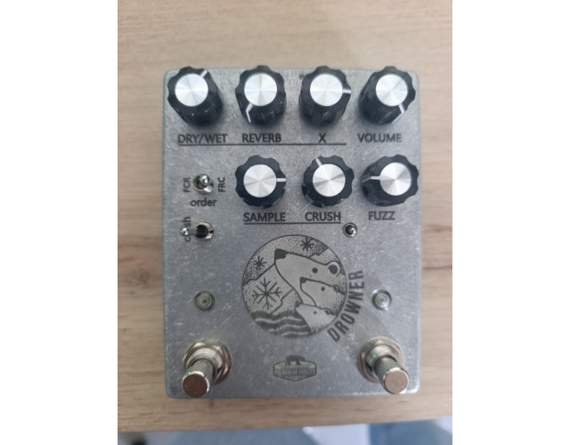 Drowner. Fuzz/Bitcrusher/Reverb