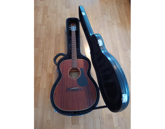 Guitarra acústica Álvarez RF20SM con estuche(REBAJADA y CAMBIOS NUEVOS)