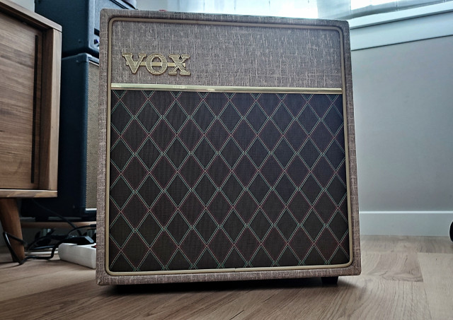 VOX AC4 HW1 serie Hand Wired