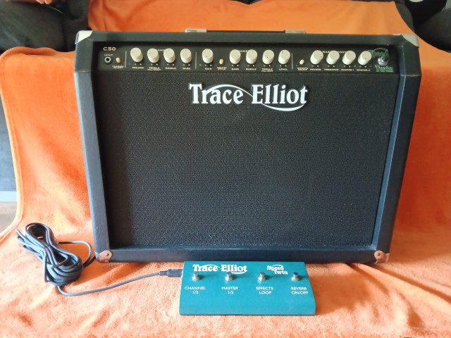 (O Cambio) Trace Elliot Speed Twin C50 Mark II - Combo guitarra todo valvulas 50W