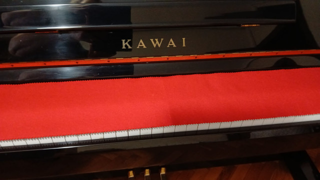 PIANO PARED KAWAI NS 10
