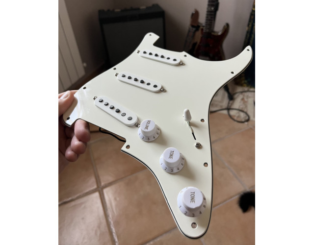 Golpeador Fender + + ObsidianWire 7 Way GenII (Gilmour-wiring)