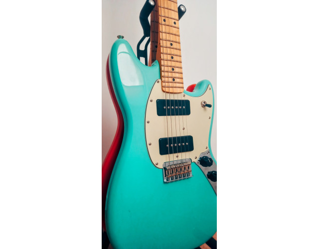 FENDER MUSTANG NOVENTA