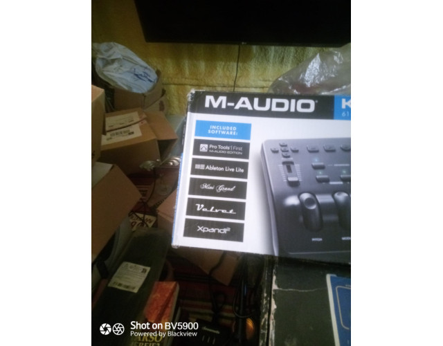 teclado midi m-audio mk3 61