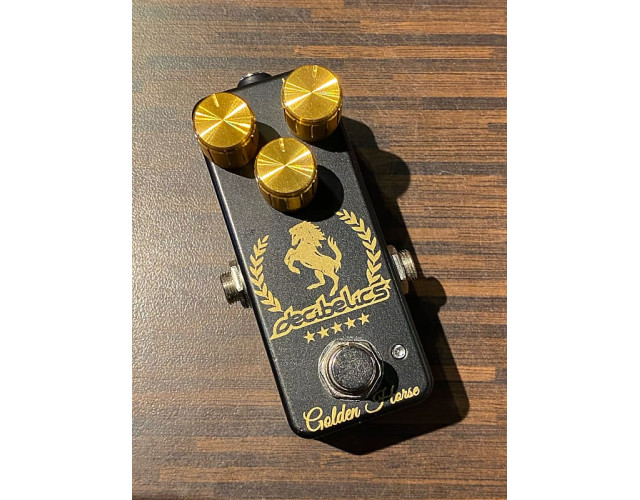 Compro Decibelics Golden Horse