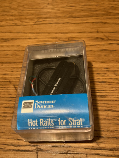 Seymour Duncan Hot Rails Stratocaster