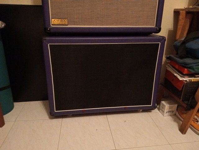 Pantalla 2x12 harley benton 212 vintage con v30