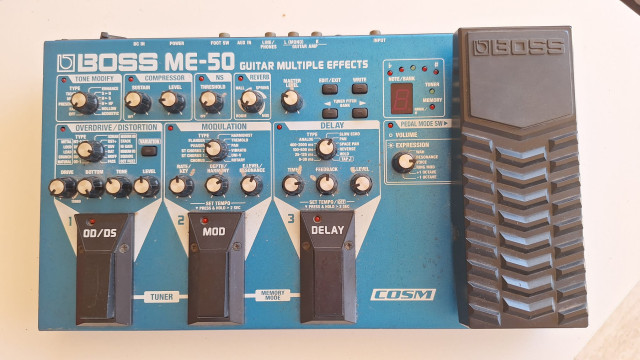 pedalera BOSS ME-50