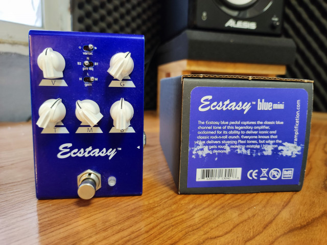 Bogner Ecstasy Blue Mini (reservado)